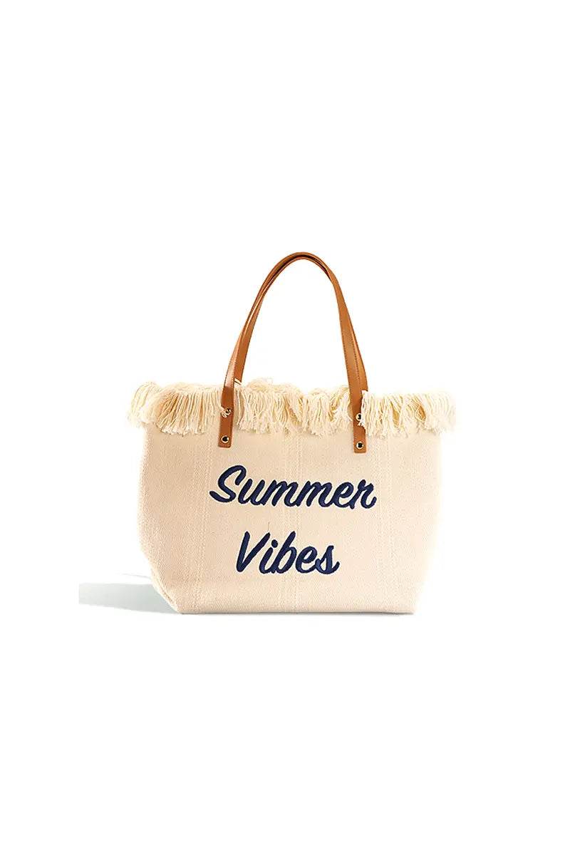 Gracefully Styled Bag for Any Occasion