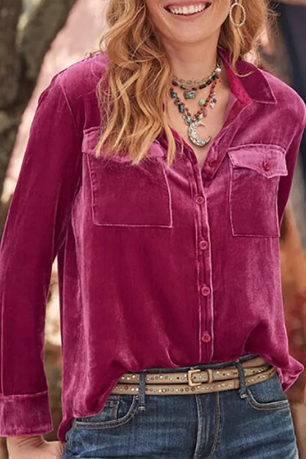 Classic Vintage Blouse with a Flattering Fit