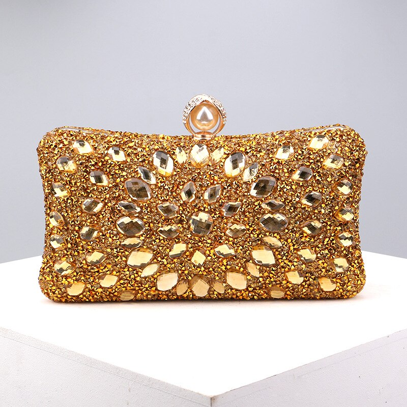 Sophisticated Bag with a Clean Classic Look