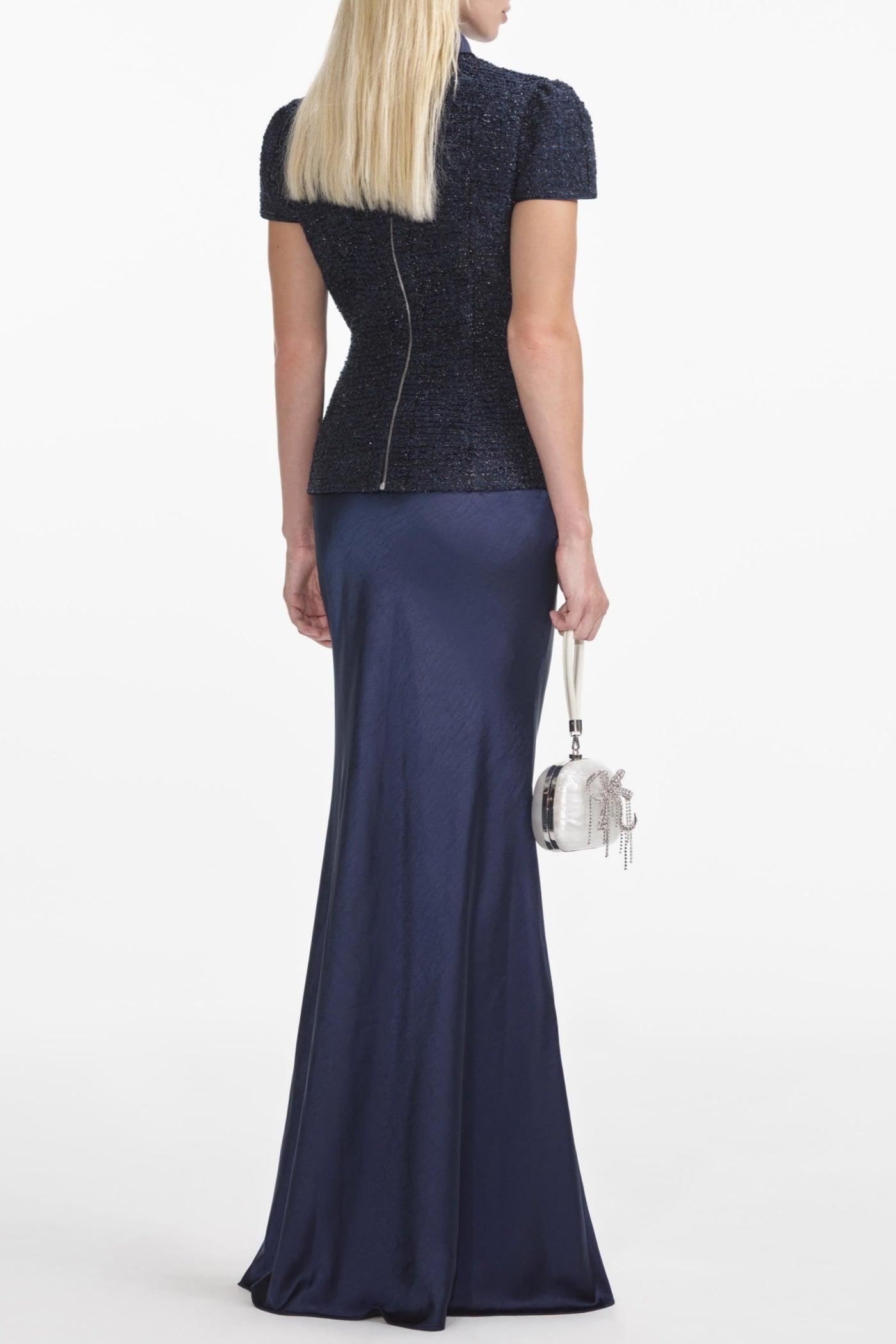 Well Tailored Garment with a Graceful Silhouette