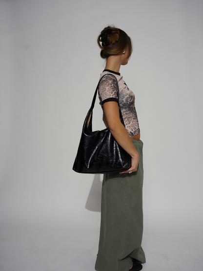 Beautifully Finished Garment in a Timeless Design