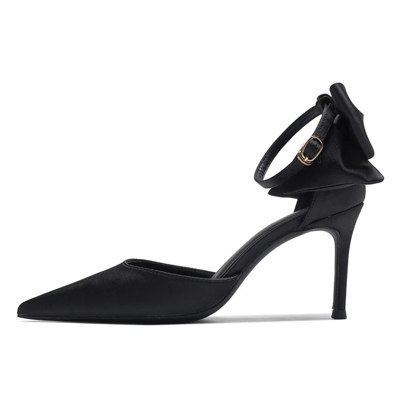 Beautifully Finished Sandals in a Timeless Design
