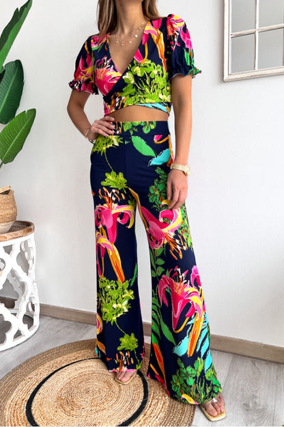 Elegantly Styled Pants for Everyday Wear