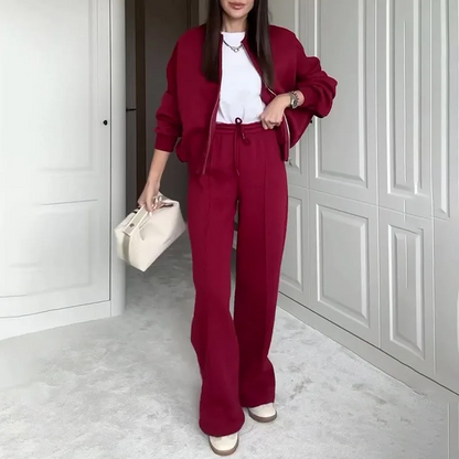 Effortlessly Elegant Garment with a Timeless Design