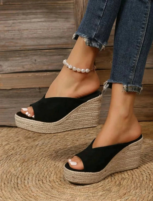 Classic Vintage & Enduringly Stylish Sandals