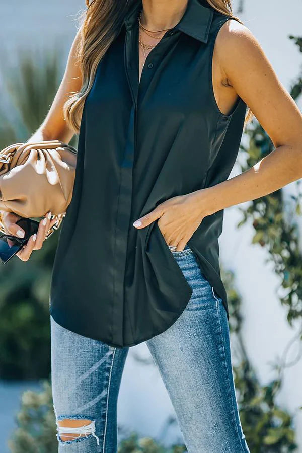 Beautifully Finished Blouse in a Timeless Design