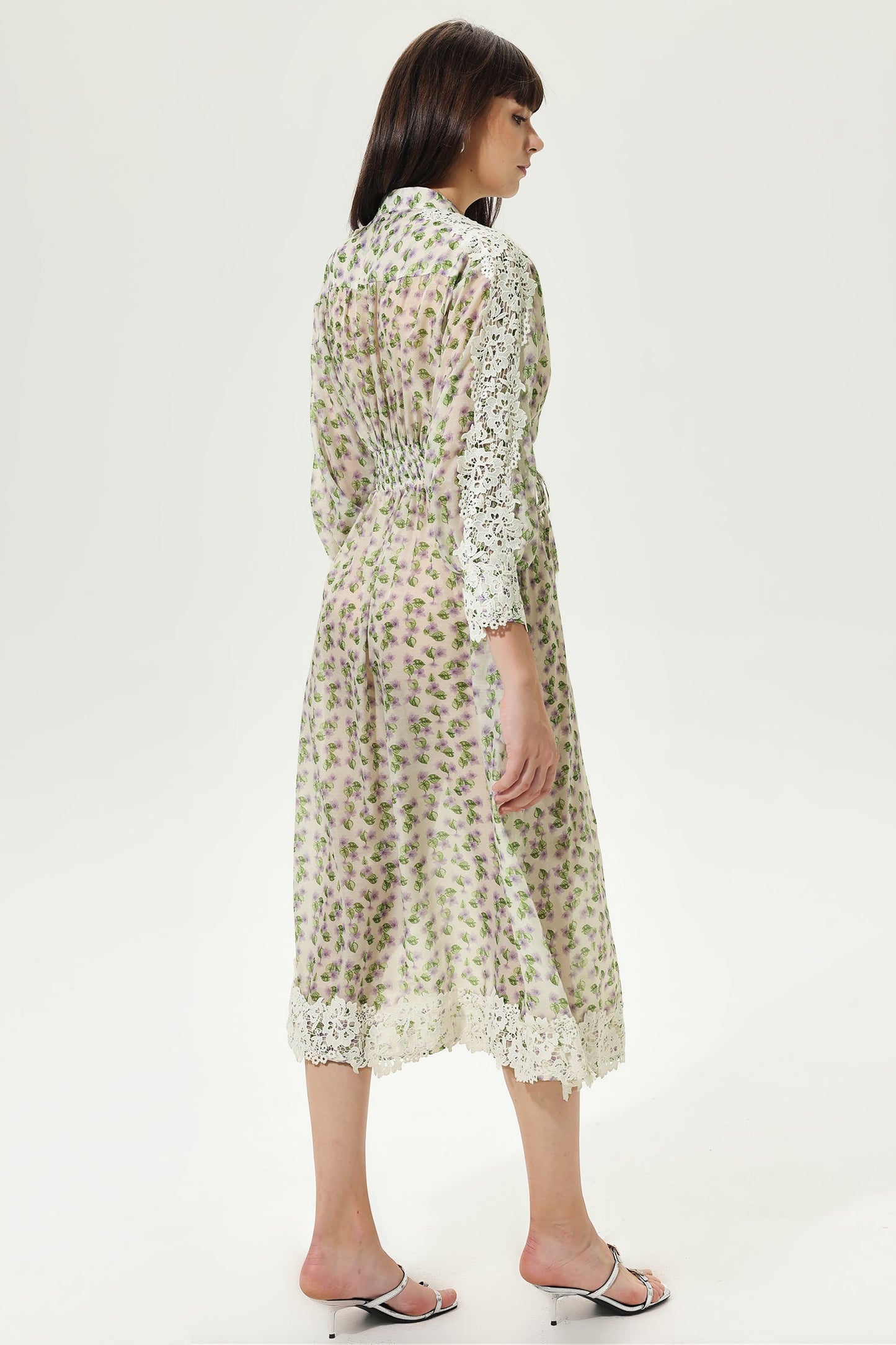 Classic Vintage & Enduringly Stylish Dress