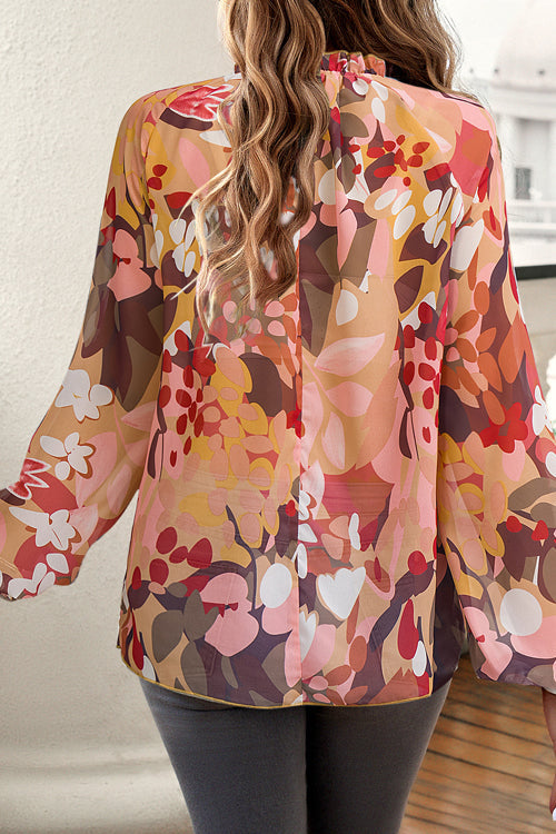 Effortlessly Elegant Top with a Timeless Design