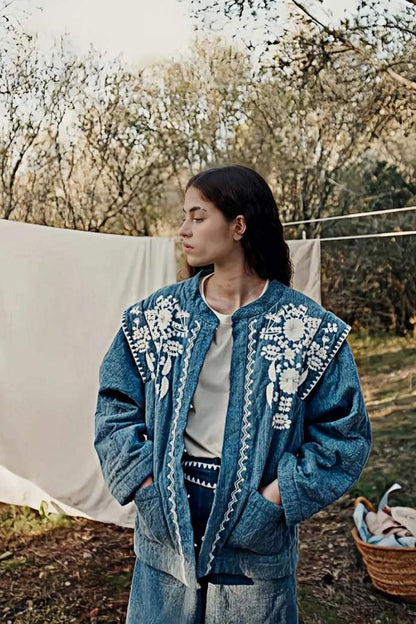 Classic Vintage Jacket with a Flattering Fit
