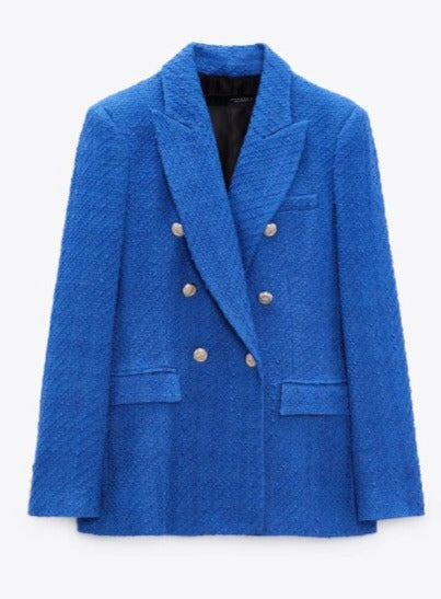 Gracefully Styled Garment for Any Occasion