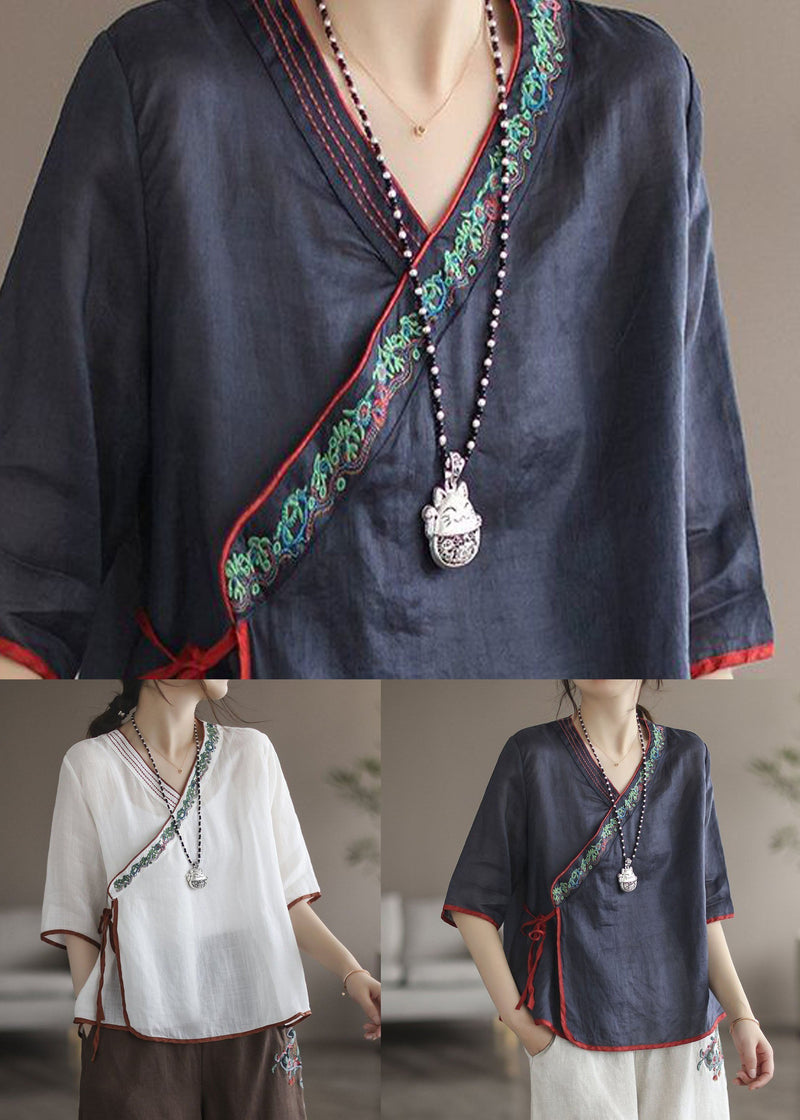 Elegantly Styled Blouse for Everyday Wear