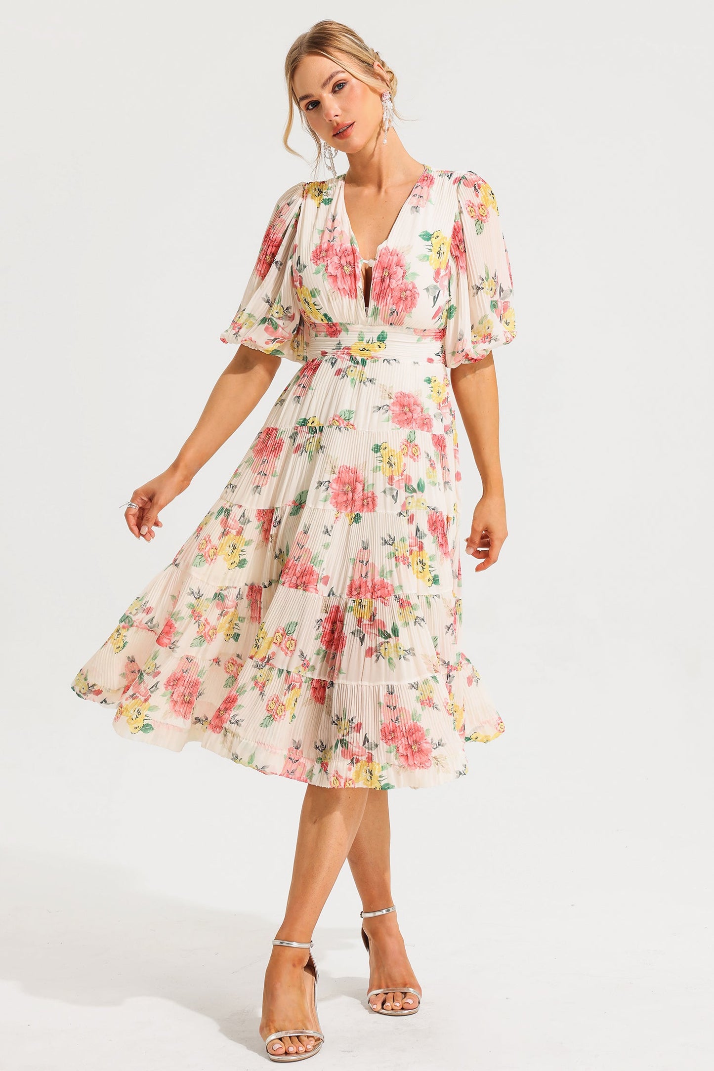 Sophisticated Dress with a Clean Classic Look