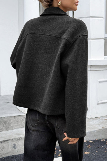 Well Tailored Jacket with a Graceful Silhouette