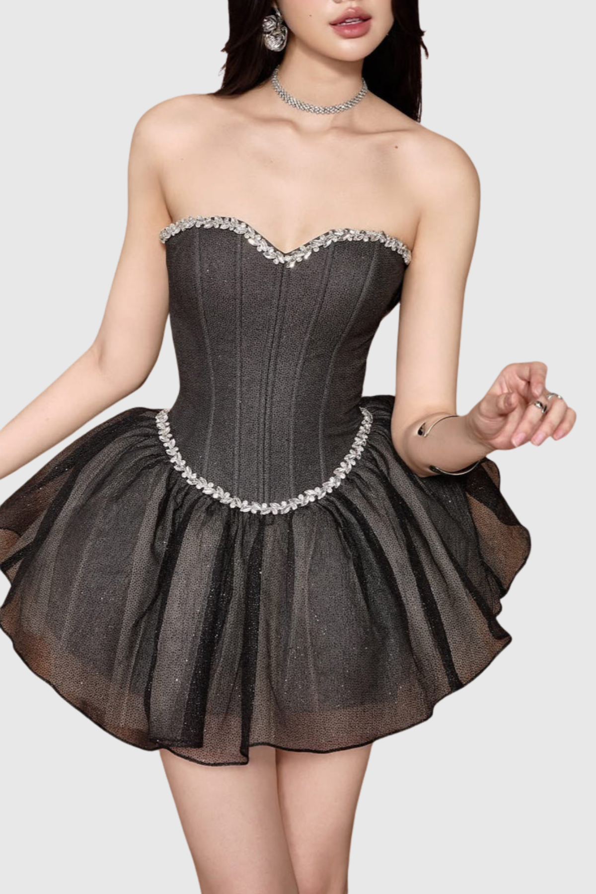 Beautifully Crafted Dress in a Classic Style