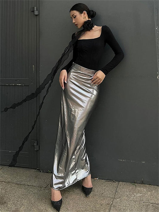 Sophisticated Garment with a Clean Classic Look