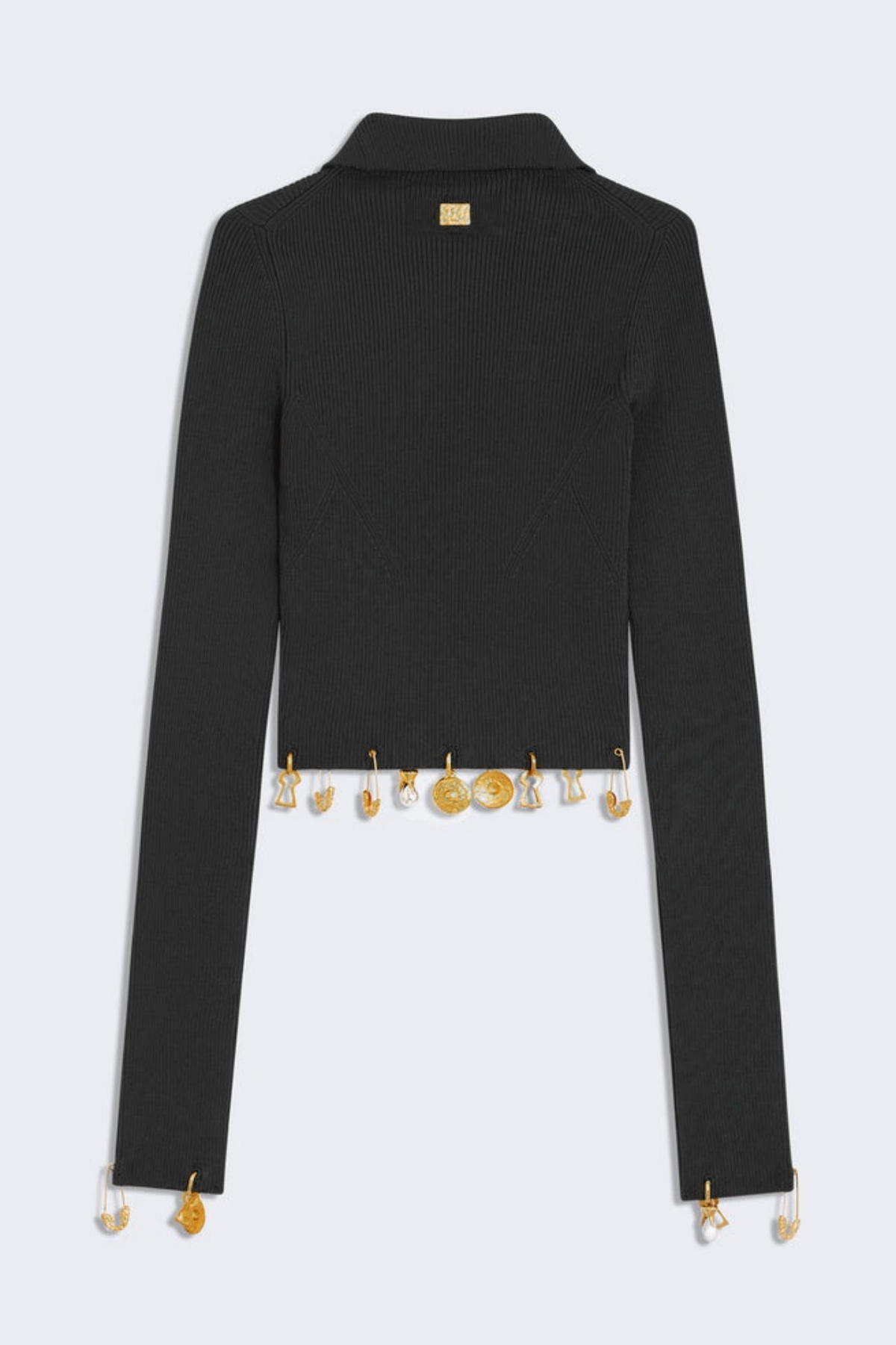 Effortlessly Elegant Top with a Timeless Design