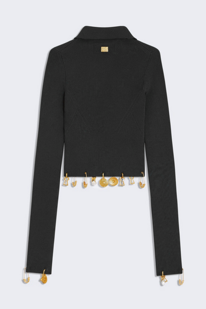 Effortlessly Elegant Top with a Timeless Design