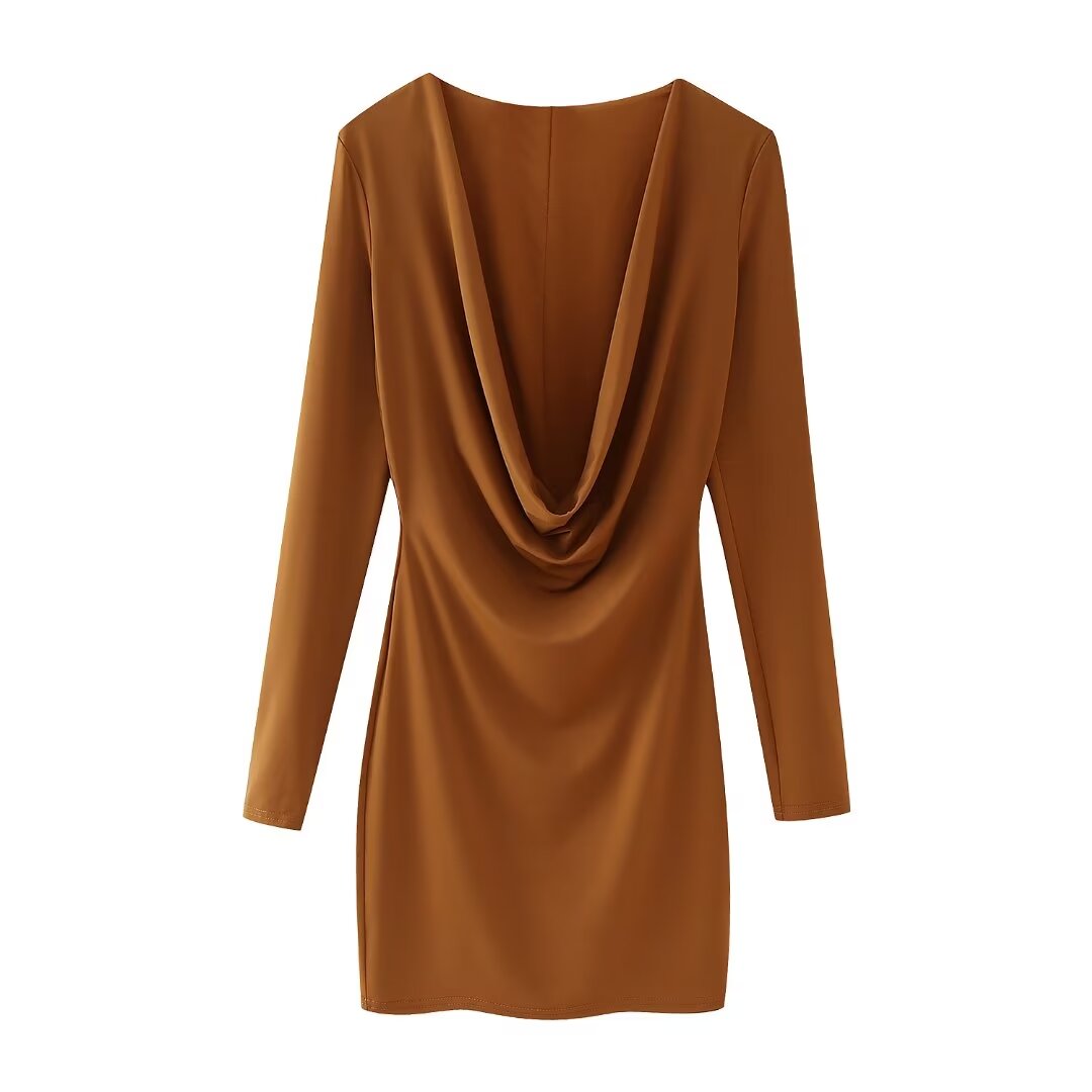 Sophisticated Dress with a Clean Classic Look
