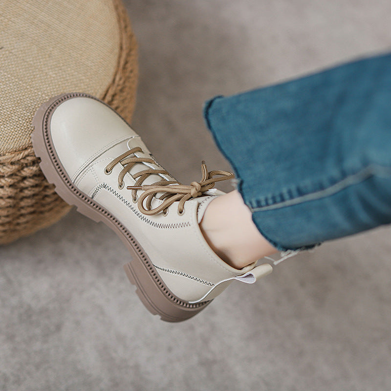 Polished Boots with an Effortless Classic Look