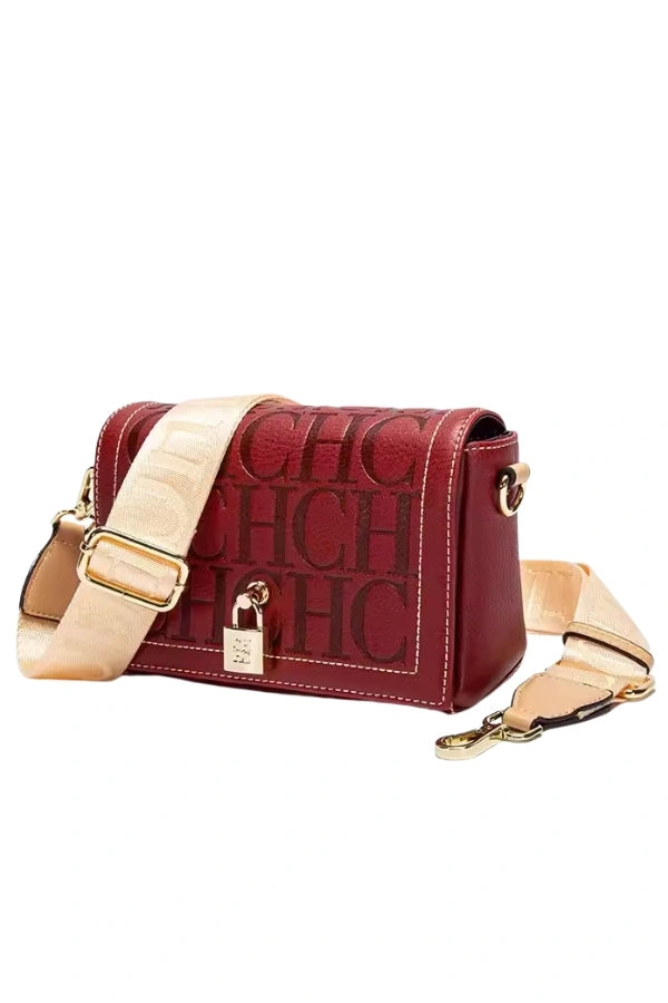 Elegantly Styled Bag for Everyday Wear