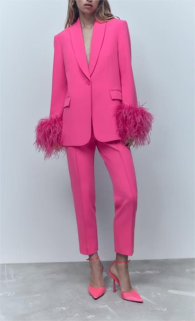 Gracefully Styled Trousers for Any Occasion