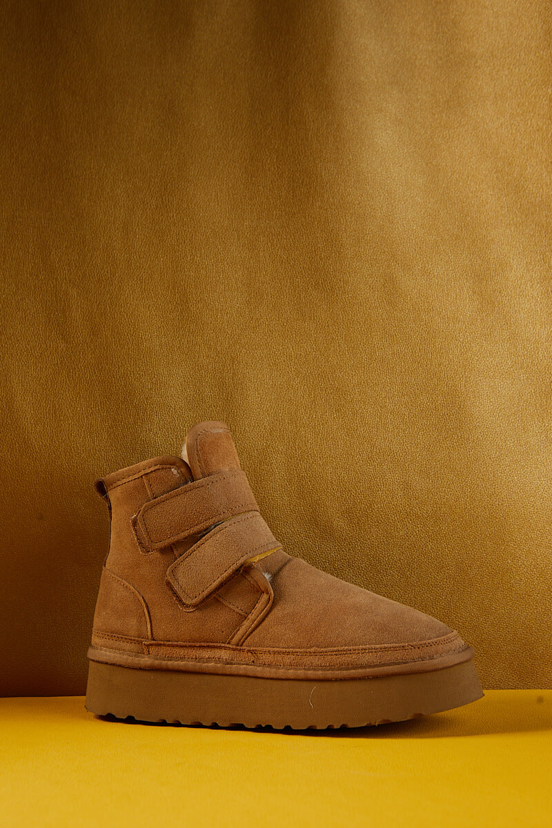 Beautifully Finished Boots in a Timeless Design