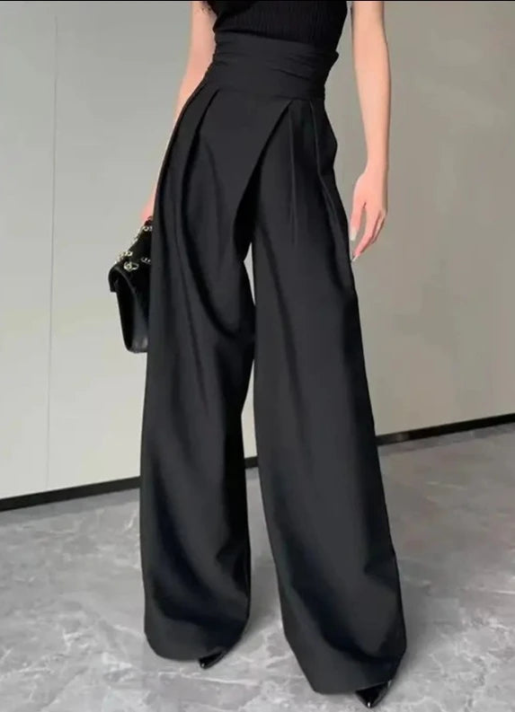 Sophisticated Pants with a Clean Classic Look