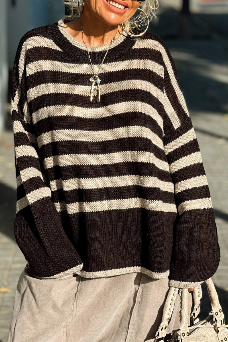 Beautifully Finished Sweater in a Timeless Design