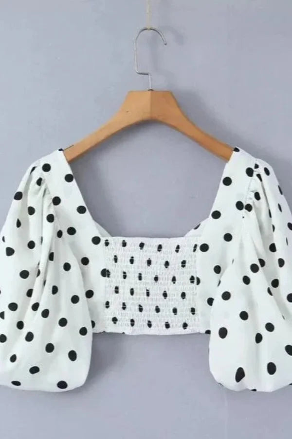 Gracefully Styled Garment for Any Occasion