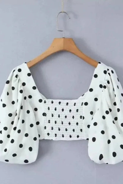 Gracefully Styled Garment for Any Occasion