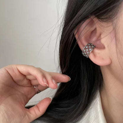 Beautifully Finished Garment in a Timeless Design