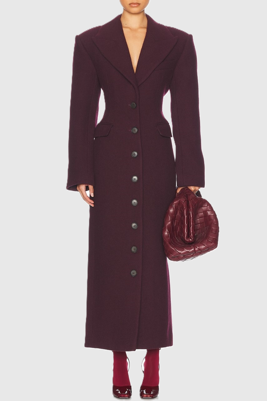 Beautifully Finished Coat in a Timeless Design