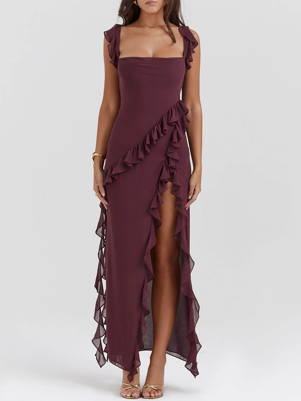 Gracefully Styled Dress for Any Occasion