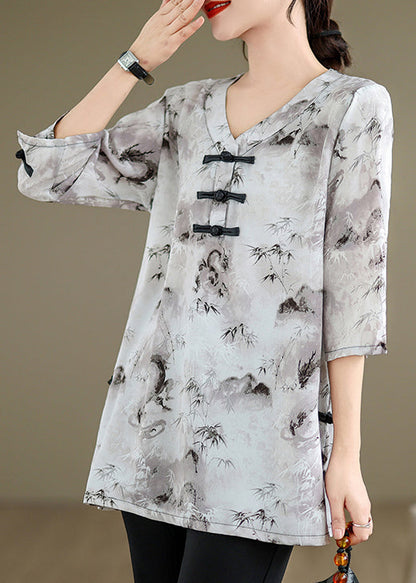 A Vintage Style Top with Delicate Timeless Details