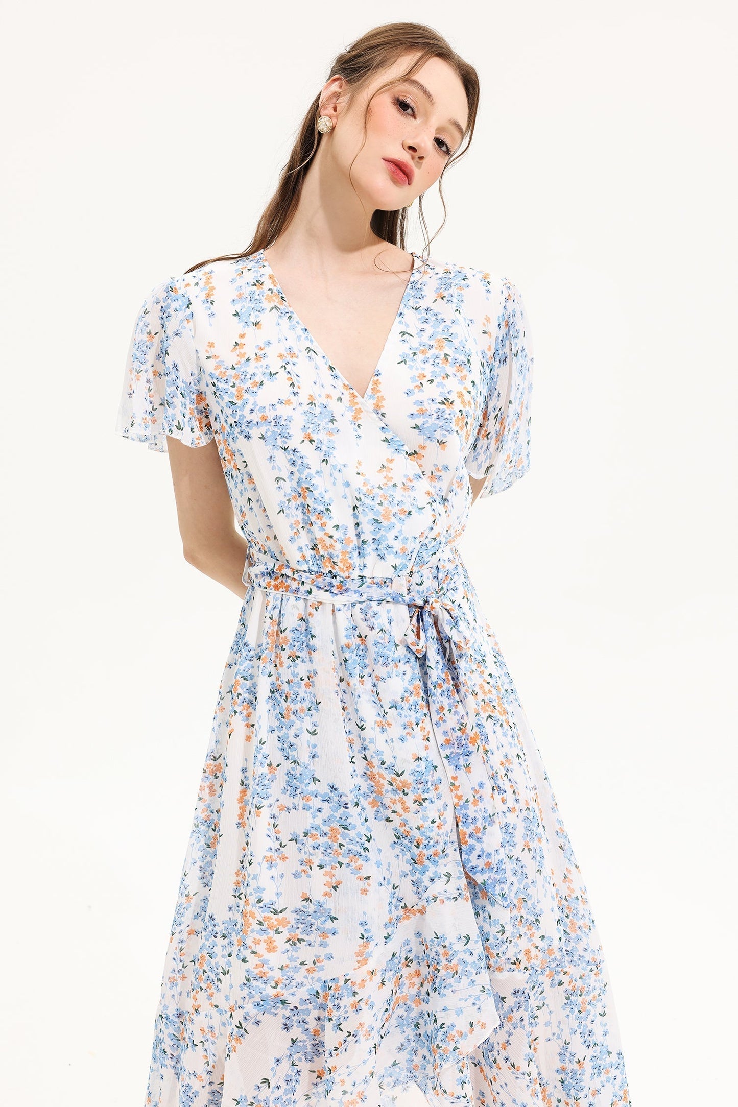 Well Tailored Dress with a Graceful Silhouette