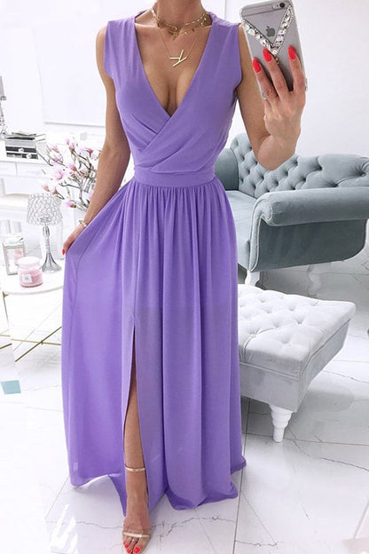 Sophisticated Dress with a Clean Classic Look