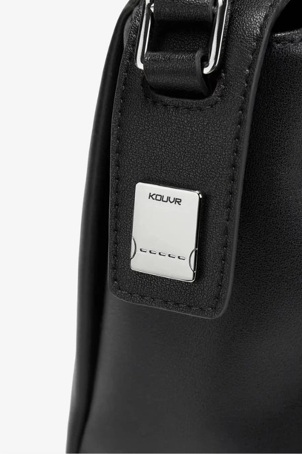 Polished Bag with an Effortless Classic Look