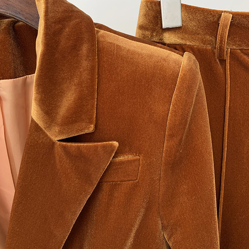 Beautifully Crafted Pants in a Classic Style