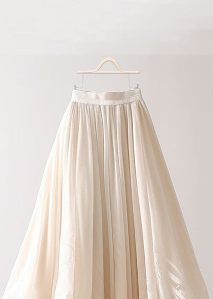 Well Tailored Garment with a Graceful Silhouette