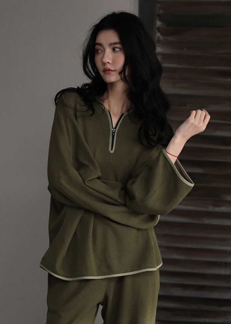 Sophisticated Garment with a Clean Classic Look