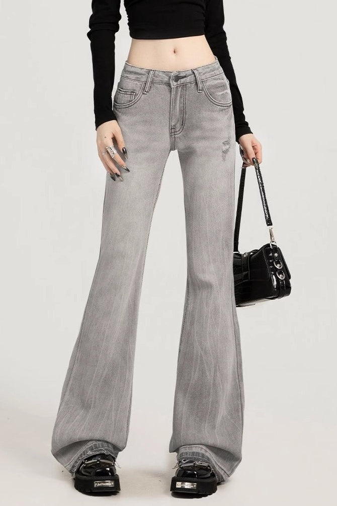 Well Tailored Garment with a Graceful Silhouette