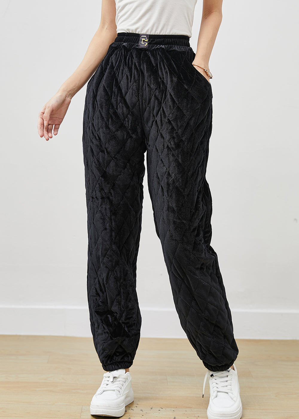 Sophisticated Pants with a Clean Classic Look