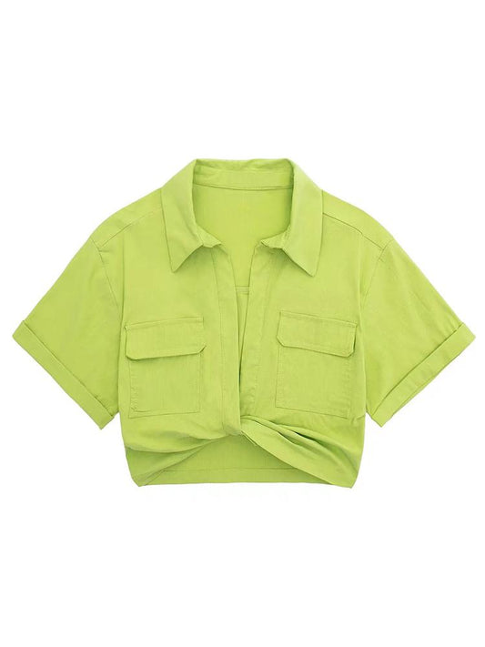 Classic Vintage Blouse with a Flattering Fit
