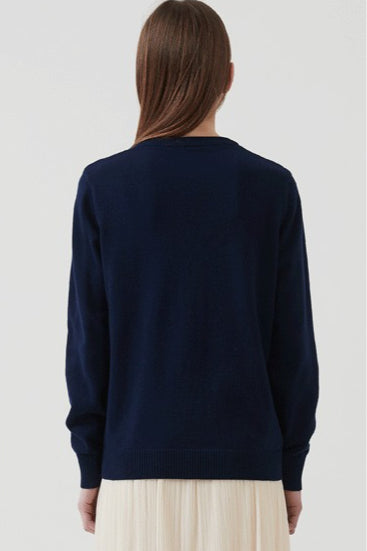 Gracefully Styled Cardigan for Any Occasion