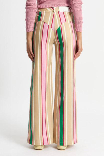 Beautifully Finished Pants in a Timeless Design