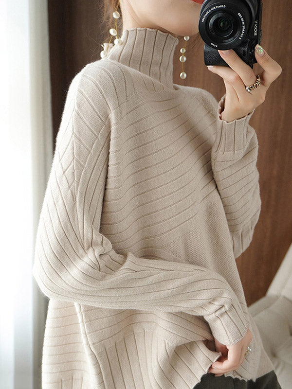 Classic Vintage Sweater with a Flattering Fit