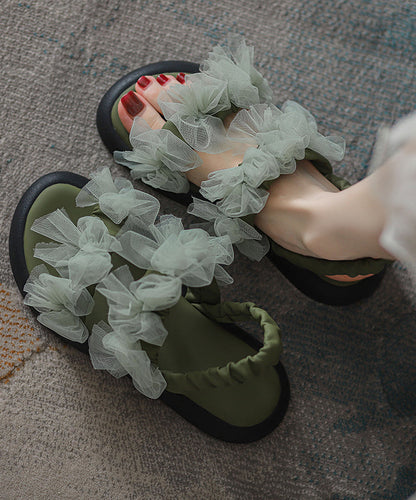 Classic Vintage Sandals with a Flattering Fit