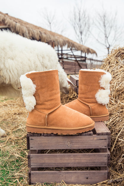 Polished Boots with an Effortless Classic Look