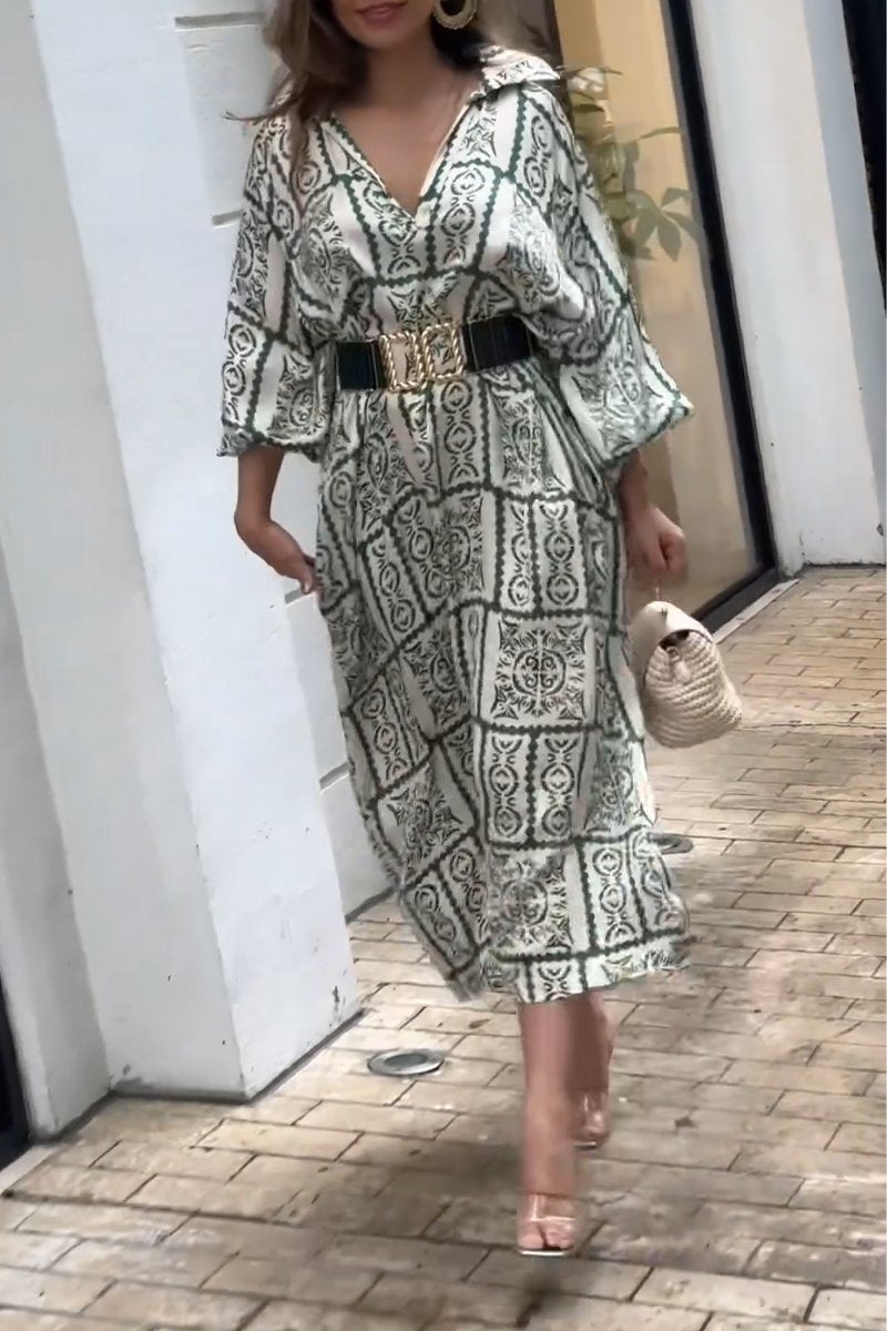 Classic Vintage & Enduringly Stylish Dress