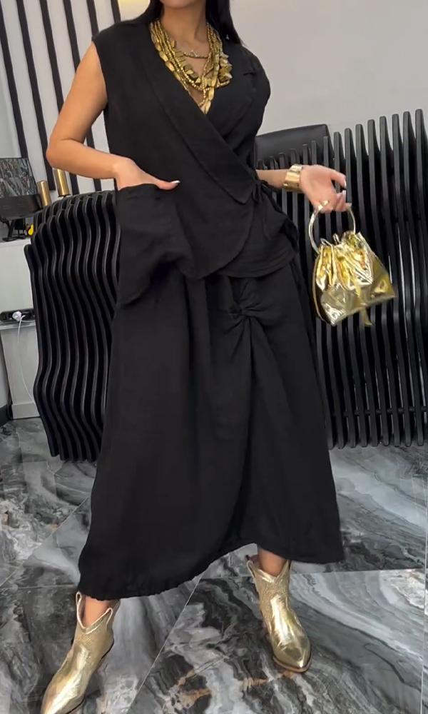 Gracefully Styled Top for Any Occasion
